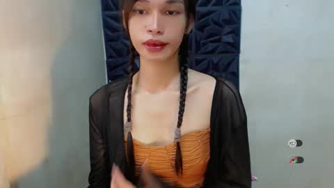 Celine online show from October 18, 5:11 am