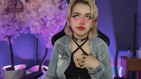 Navier  online show from October 24, 9:04 pm