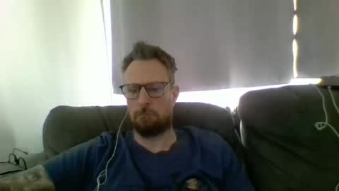 nawtydom1977 online show from May 12, 7:01 pm