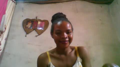 Nayla online show from February 10, 5:10 am