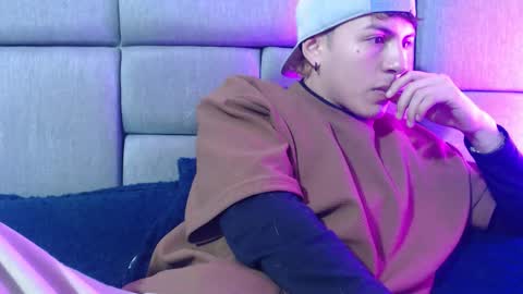 Im Nayton online show from February 20, 12:07 pm