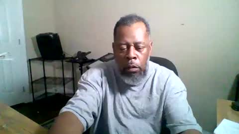 Snapshot of ncmale2021 chatting on October 15, 2:29 pm Terry online show from October 15, 2:29 pm