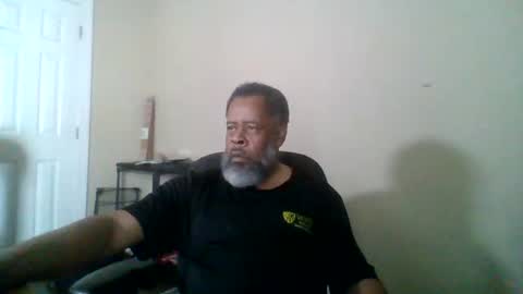 Snapshot of ncmale2021 chatting on September 25, 6:48 pm Terry online show from September 25, 6:48 pm