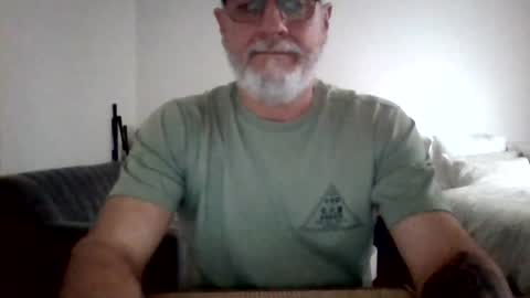 neckdown12 online show from August 9, 1:27 am