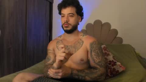 Nei turn green online show from April 12, 9:57 am