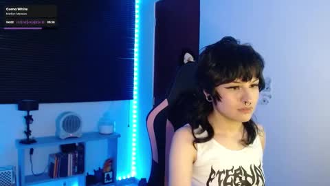 Neena Nyx online show from December 14, 12:11 am