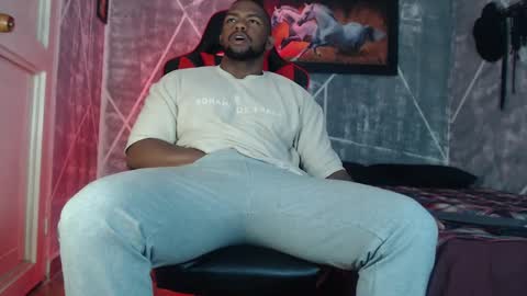 negritomeloso_k18 online show from October 23, 12:17 pm