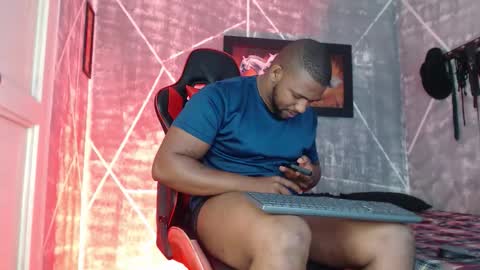 negritomeloso_k18 online show from November 18, 6:22 pm