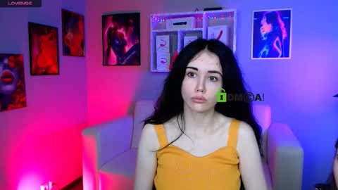 Snapshot of nekky_mouse chatting on October 7, 11:39 am Meow online show from October 7, 11:39 am