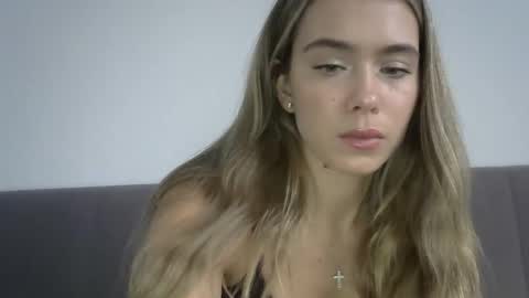 nelly_fortu online show from December 3, 11:00 am