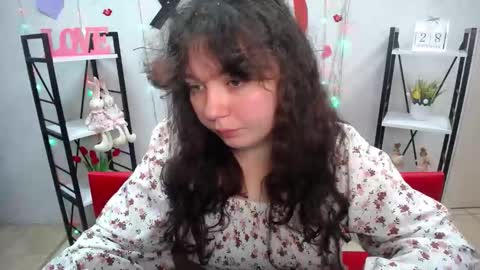 Snapshot of neonilalisova chatting on September 29, 11:09 am NeonilaLisova online show from September 29, 11:09 am