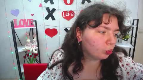Snapshot of neonilalisova chatting on October 3, 7:27 am NeonilaLisova online show from October 3, 7:27 am