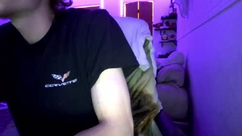 nephew_p online show from July 1, 2:42 am