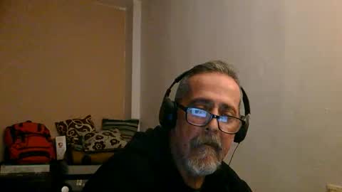 neron401 online show from December 18, 5:36 am