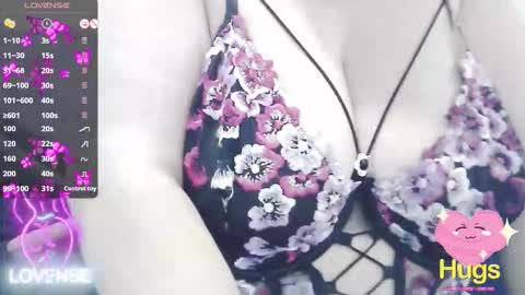 neslihan online show from March 1, 9:19 pm