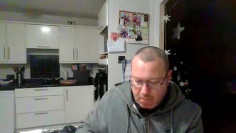 Snapshot of nesuk chatting on December 23, 12:14 am nesuk online show from December 23, 12:14 am