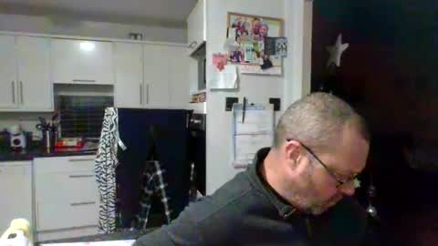 Snapshot of nesuk chatting on December 27, 11:42 pm nesuk online show from December 27, 11:42 pm
