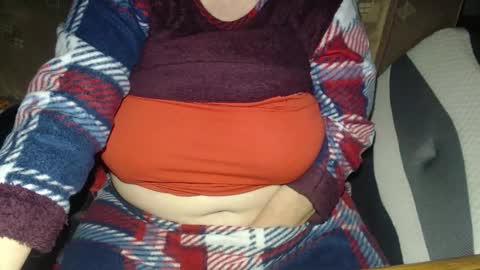 Snapshot of new_milf chatting on September 30, 2:33 am Lilly online show from September 30, 2:33 am