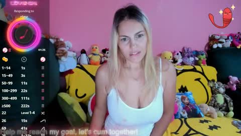 Snapshot of new_sexyiass chatting on September 27, 1:58 am silvia online show from September 27, 1:58 am