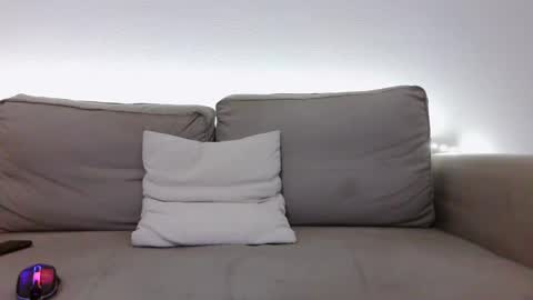 Snapshot of new_simi_74 chatting on March 2, 5:23 am simi online show from March 2, 5:23 am