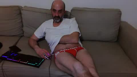 Snapshot of new_simi_74 chatting on February 10, 7:49 pm simi online show from February 10, 7:49 pm