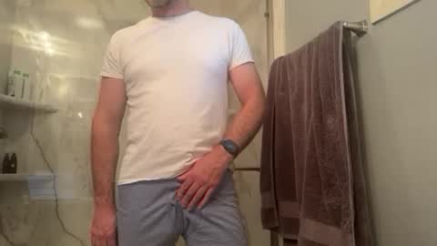 newguy_097 online show from February 11, 10:57 pm