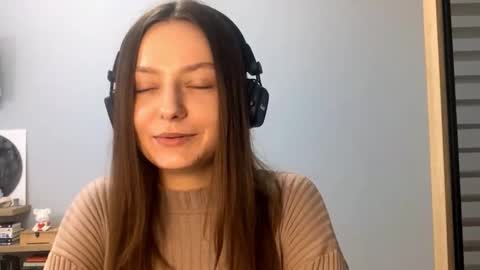 Agne online show from October 24, 1:34 pm