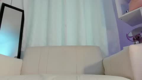 Snapshot of nezo_ chatting on September 10, 3:02 pm Angie Instagram angie julianac add me online show from September 10, 3:02 pm