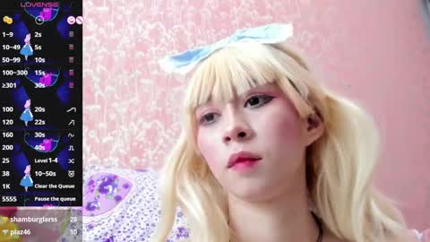 NEZUKO MITSURI online show from September 27, 7:33 pm