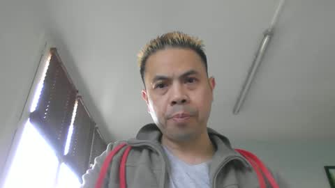 nguyen7788789 online show from May 12, 7:06 am
