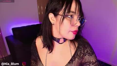 Nia Blum online show from January 12, 1:07 pm