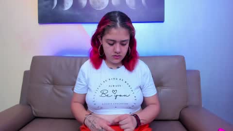 Estefani  online show from January 29, 12:02 pm