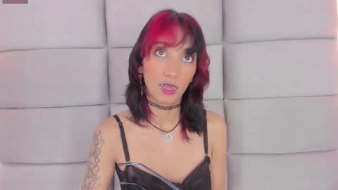 Nia online show from January 13, 11:51 am