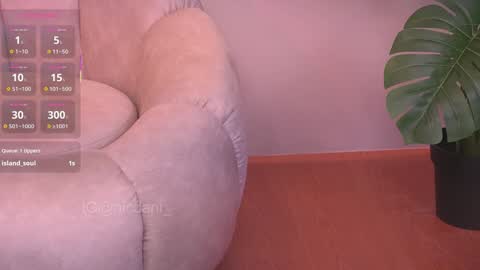 Snapshot of nicdani_1 chatting on September 26, 1:57 am Dani 3 online show from September 26, 1:57 am