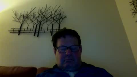 Keith999 online show from April 10, 7:40 pm