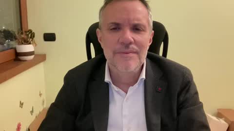 Snapshot of niceshy_71 chatting on December 18, 6:25 pm Andrew online show from December 18, 6:25 pm