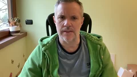 Snapshot of niceshy_71 chatting on December 19, 7:29 am Andrew online show from December 19, 7:29 am