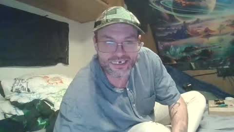 nicholasjesse51 online show from February 13, 3:32 am