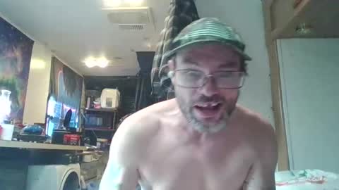 nicholasjesse51 online show from April 7, 8:00 pm