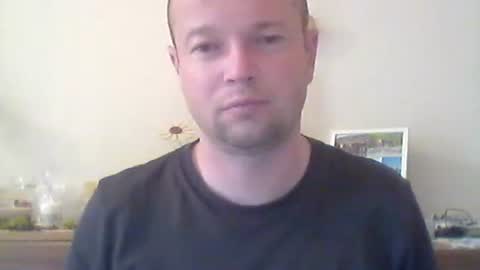 Snapshot of nick1990b chatting on October 6, 11:17 am nick1990b online show from October 6, 11:17 am
