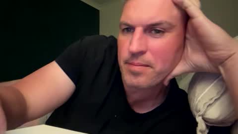 nick578320 online show from May 6, 3:18 pm