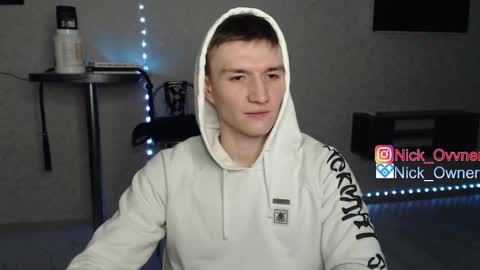 Snapshot of nick_owner chatting on February 18, 4:36 pm Nick online show from February 18, 4:36 pm