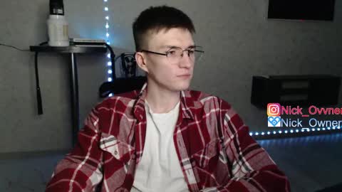 Snapshot of nick_owner chatting on February 17, 4:17 pm Nick online show from February 17, 4:17 pm