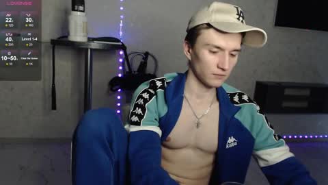 Snapshot of nick_owner chatting on February 2, 9:40 am Nick online show from February 2, 9:40 am