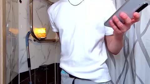 Nico online show from February 15, 9:41 am