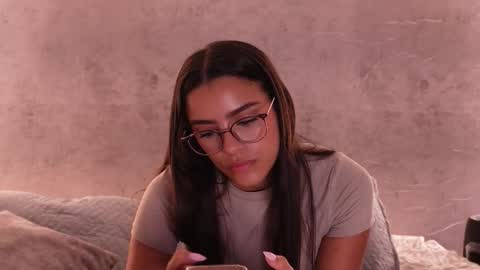 nicky and blake online show from March 4, 12:18 am