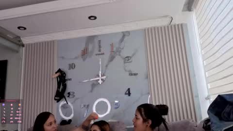 nicky_as online show from March 7, 3:34 pm