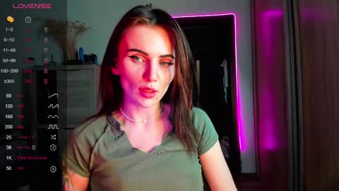 Nicky Weekends online show from February 25, 10:53 pm