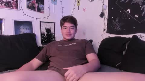 Snapshot of nico_bulge chatting on October 20, 1:21 am Nicols online show from October 20, 1:21 am