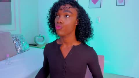 nico_dior online show from April 17, 2:58 am